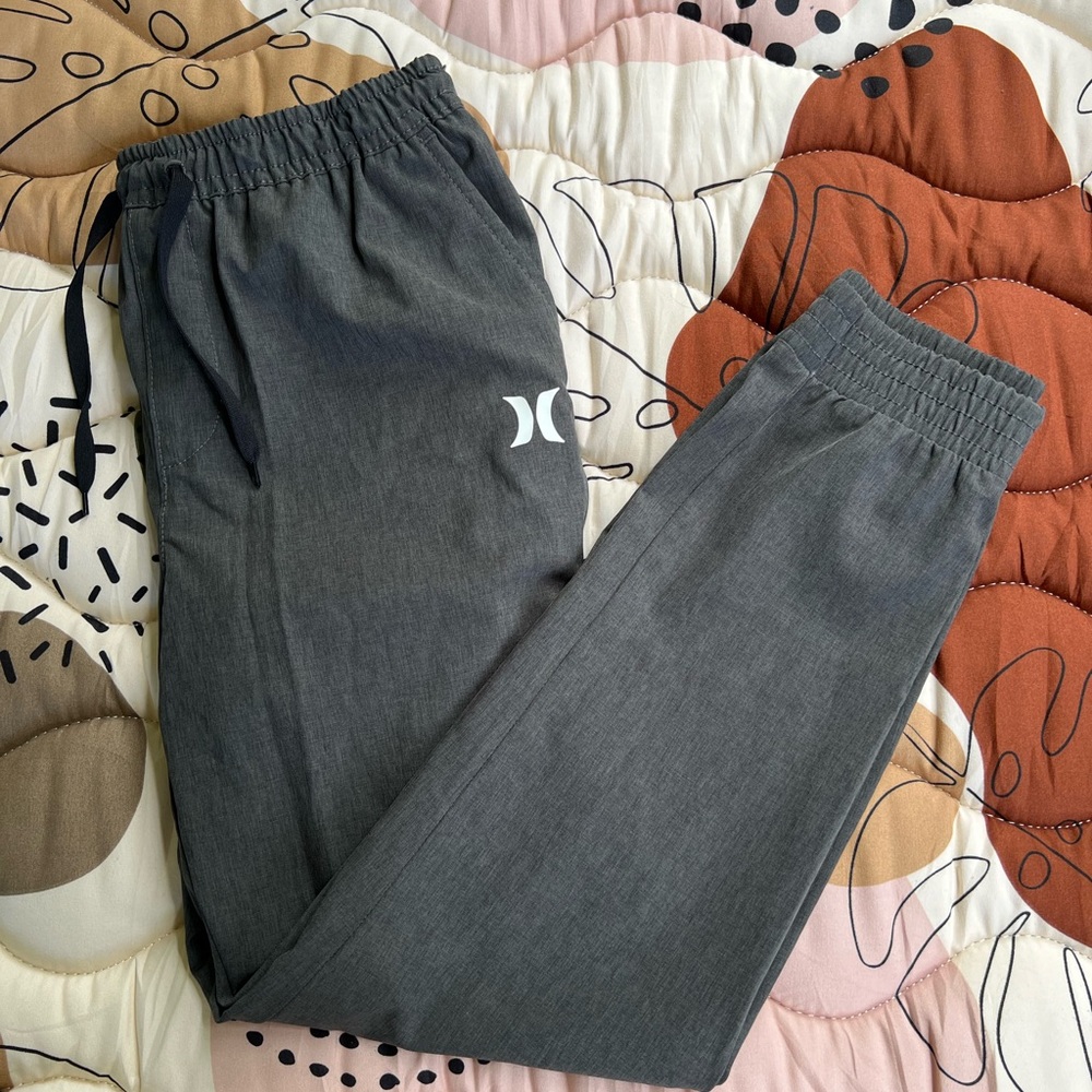 NWOT boys Hurley joggers